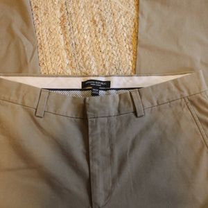 Banana republic mens Aiden chino 34x30